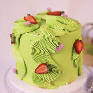 Matcha Strawberry Cake